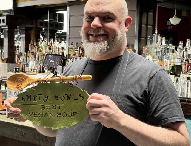 DBEmptyBowls26 BestSoup TinRoom 640