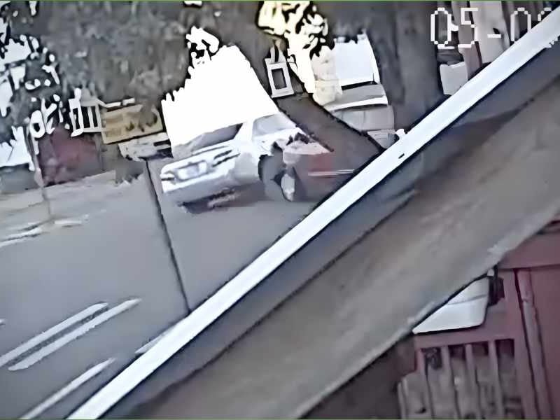 VIDEOS: Repeated crashes in Olde Burien  spark roundabout calls as City of Burien reviews intersection