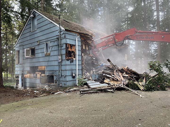 DottieHarperHouseDemo IMG 3163