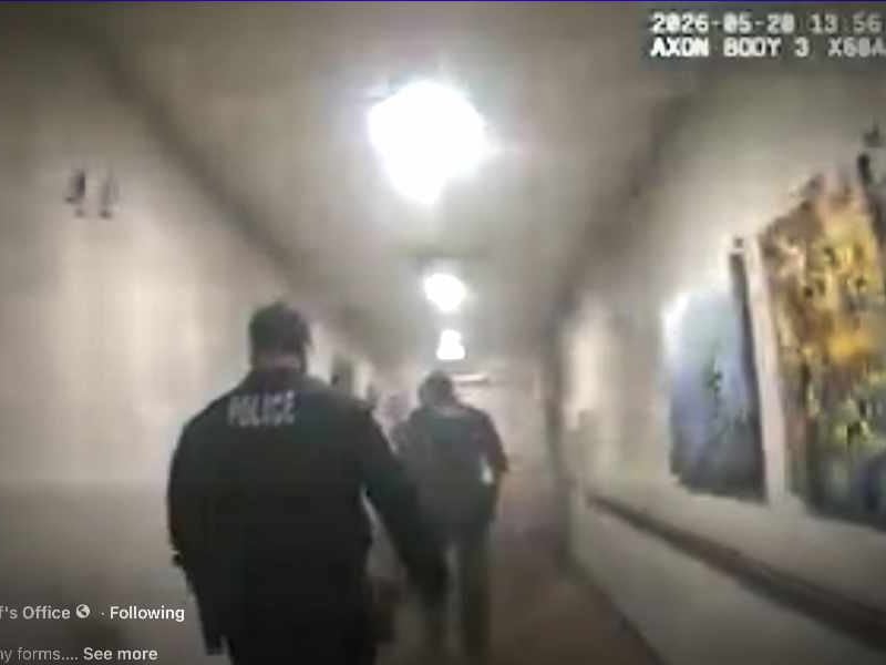 VIDEO: Burien Deputy spots apartment fire in SeaTac, helps evacuate residents