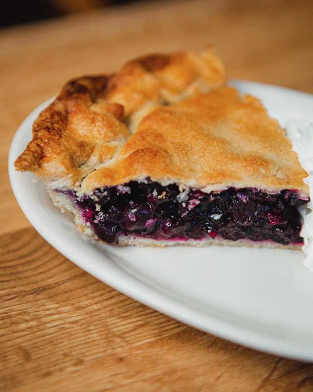 Huckleberry Pie 640