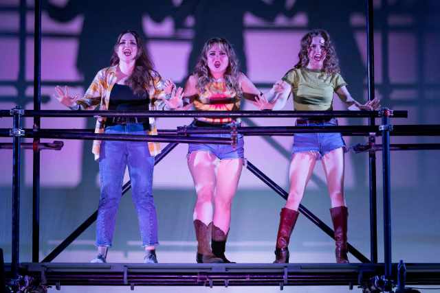 RCTFootlooseTrio 1 640
