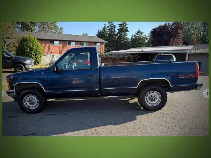 STOLEN: Vehicle owner reports 1995 Chevrolet 2500 Silverado stolen, asks public to watch for it